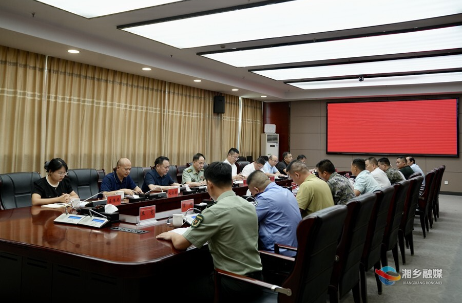 畅叙鱼水情深 湘乡市召开庆祝建军99周年座谈会