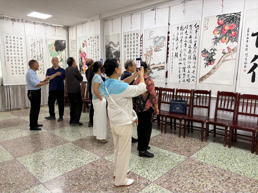 丹青颂长征 “纪念红军长征胜利90周年”书画作品展开展