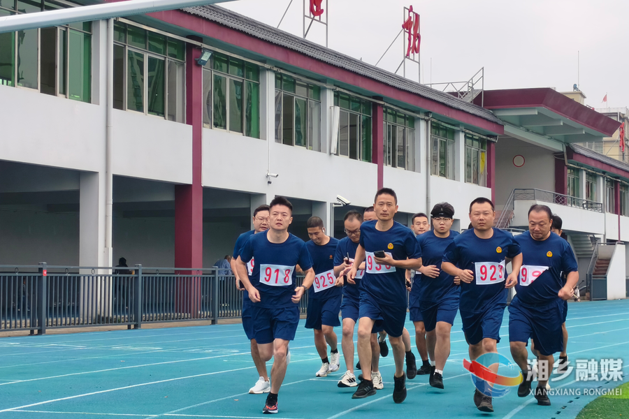 以练为战砺精兵 筑牢森林 "防火墙"