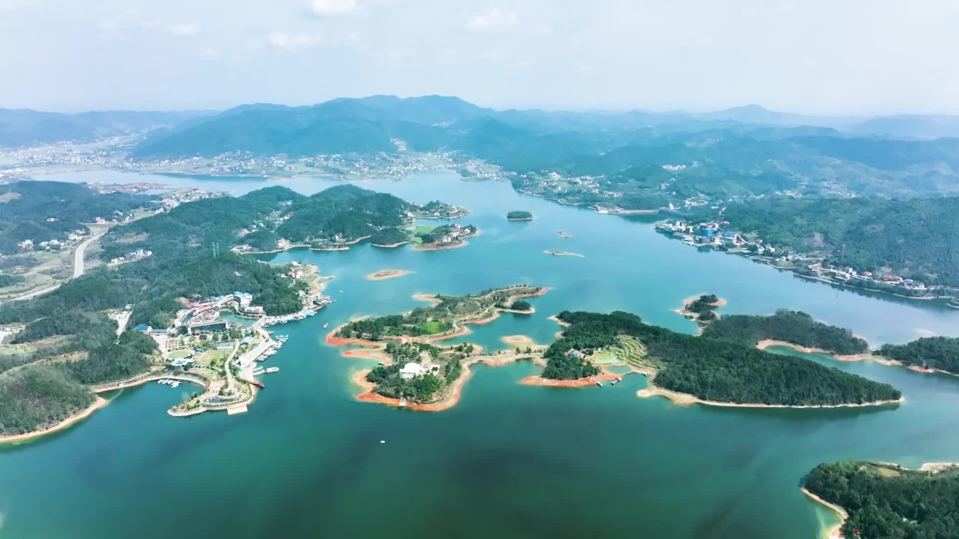 中国旅游日 遇见美丽龙城