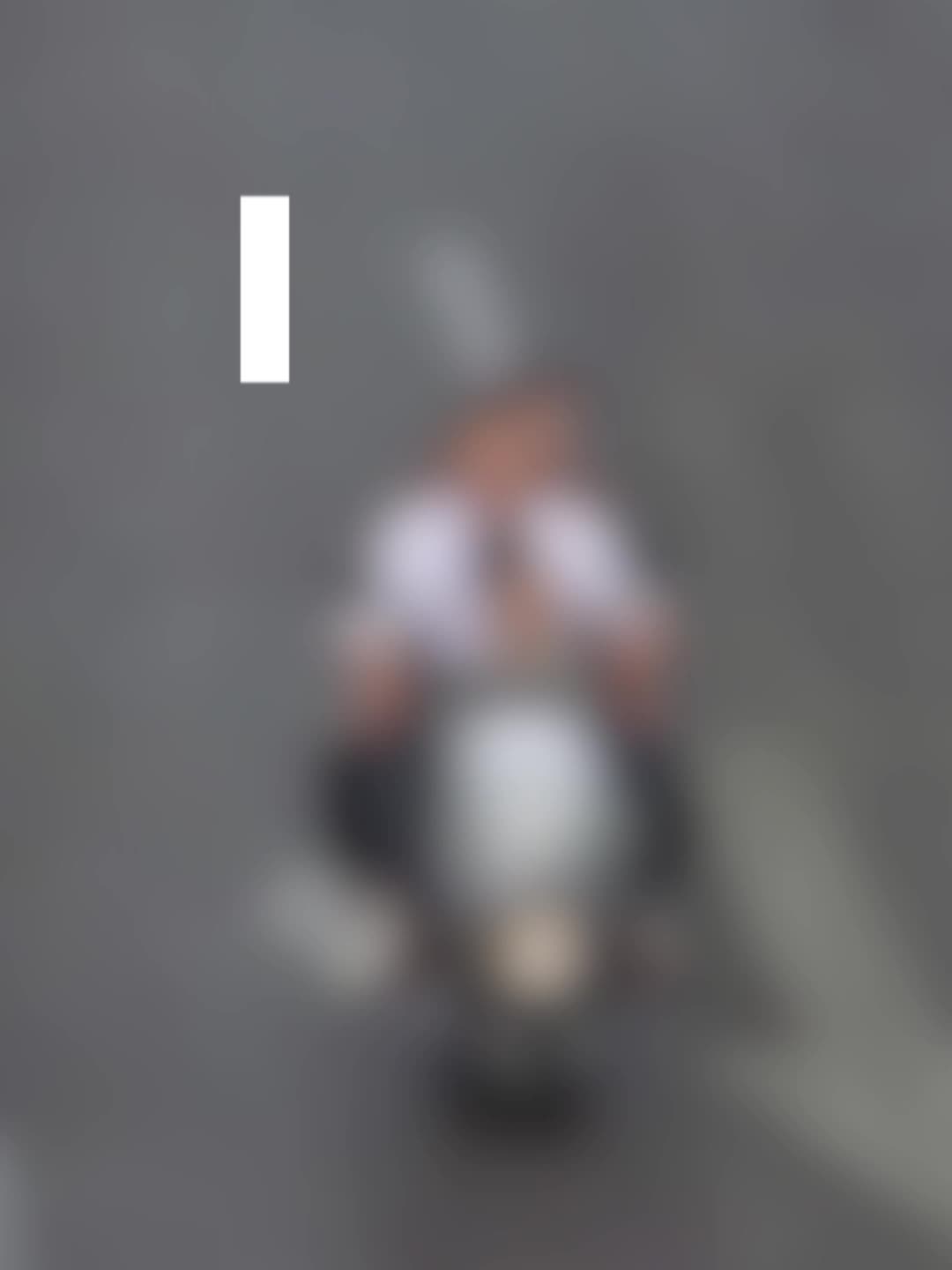 电警抓拍 | 违法搭载两人且未佩戴头盔大曝光