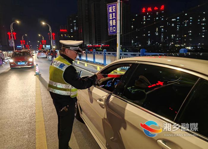 [公安局]交警持续整治酒驾醉驾交通违法行为见实效