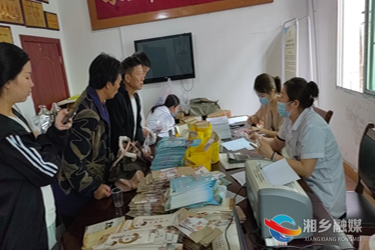 [潭市镇]关爱精神残疾人 免费送药暖人心