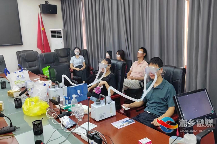 [龙洞镇]义诊到基层 服务暖人心