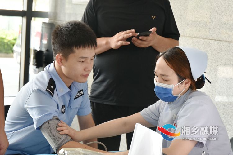 [公安局]33400毫升！湘乡公安用铁警柔情为生命加油