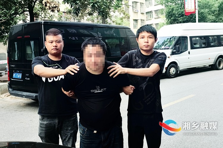 [公安局]夜巡发现毒镖杀狗 循线追踪数百公里抓获归案