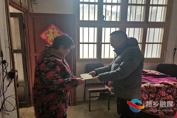 [金石镇]新春慰问送关怀 情暖退役军人心