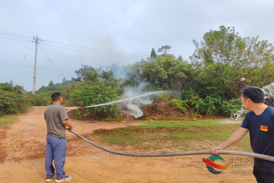 [东郊乡]开展防火演练 筑牢安全防线