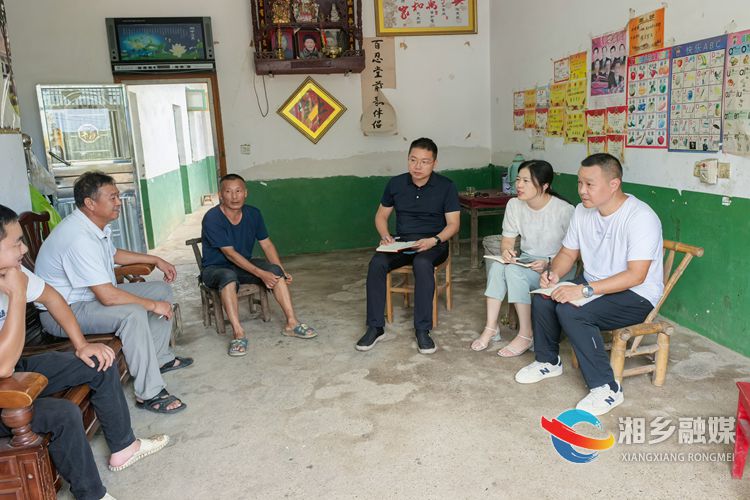 [龙洞镇]密切联系人大代表 贯彻落实全过程人民民主