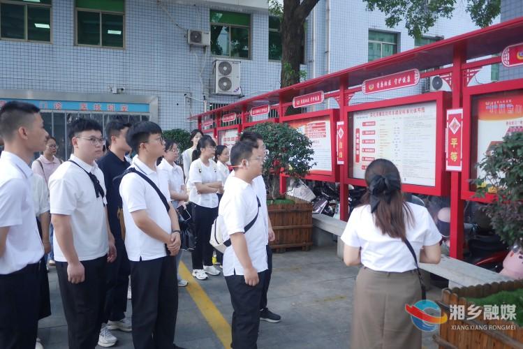 [人民医院]“理论授课+现场教学” 系好廉洁行医的“第一粒扣子”