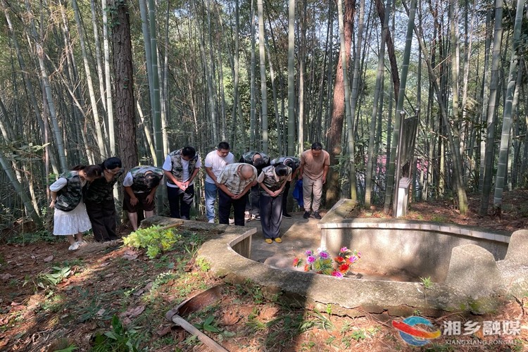 [梅桥镇]开展“全民国防教育月”活动 提升全民国防素养