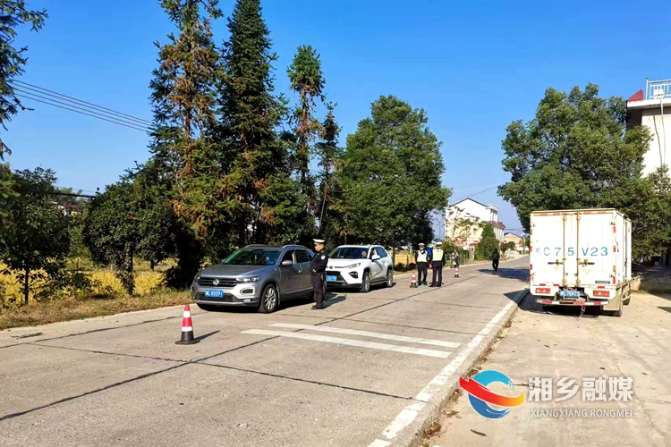 [金薮乡]开展道路交通执法行动 确保群众出行安全畅通