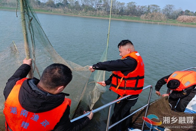 [农业农村局]开展禁捕联合执法 共护水清鱼欢
