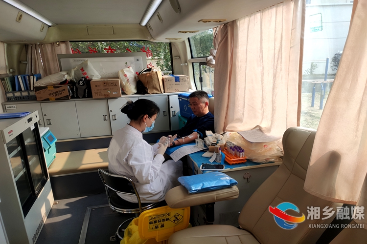 [壶天镇]热血传递爱  点滴汇聚情