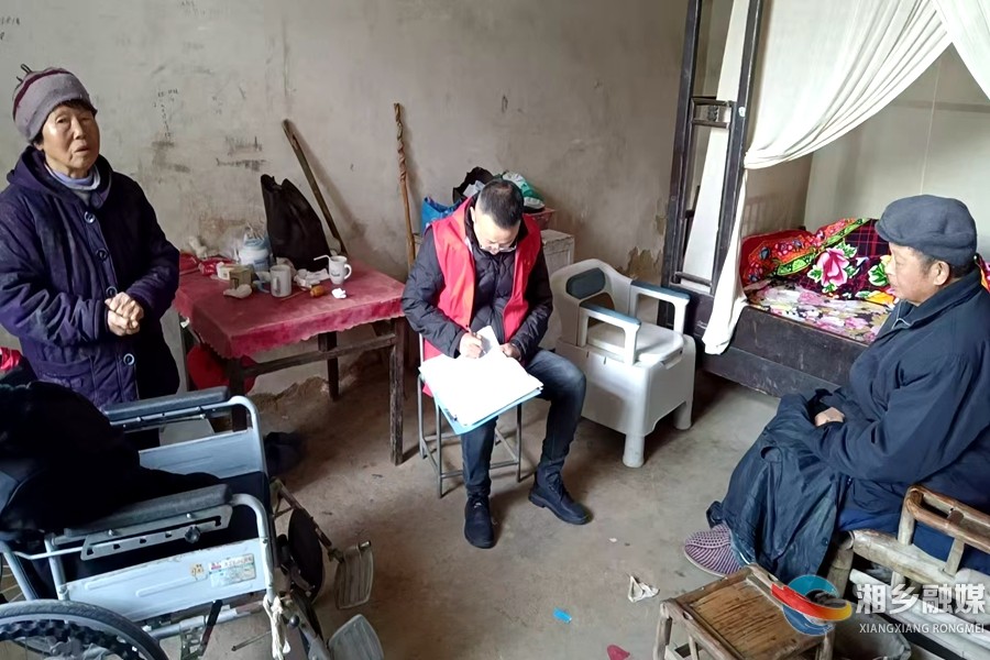 [慈善会]慰问肾病患者 爱心温暖寒冬