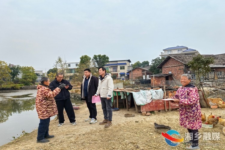 [东山街道]开展“敲门行动” 守护冬日安全