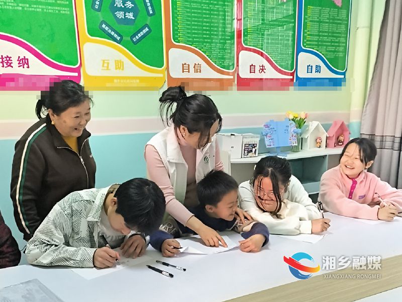 [翻江镇]爱心传递 温暖困境学子