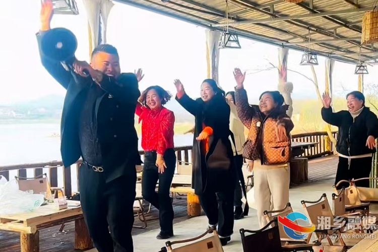 [水府旅游区]与春赴约 共庆佳节