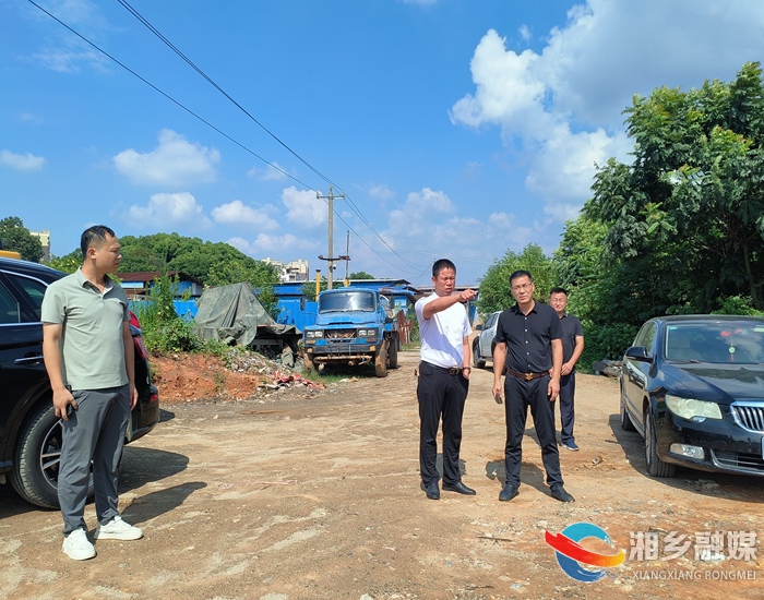 [城管局]深入推进建筑垃圾整治  不断提升环境质量