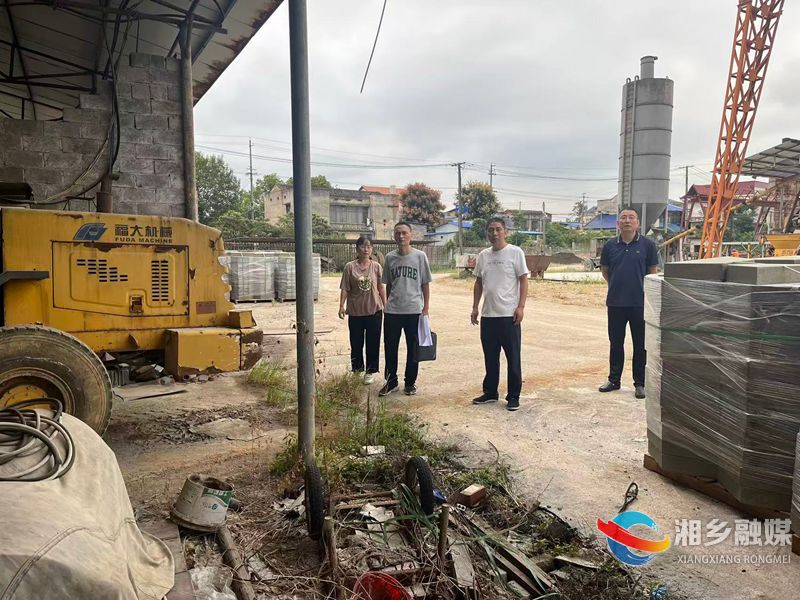 [昆仑桥街道]织密“安全网” 把好“节前关”