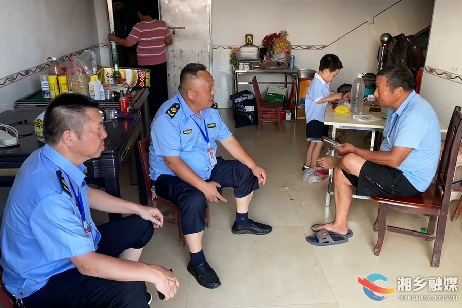 [龙洞镇]多措并举推进秸秆禁烧工作