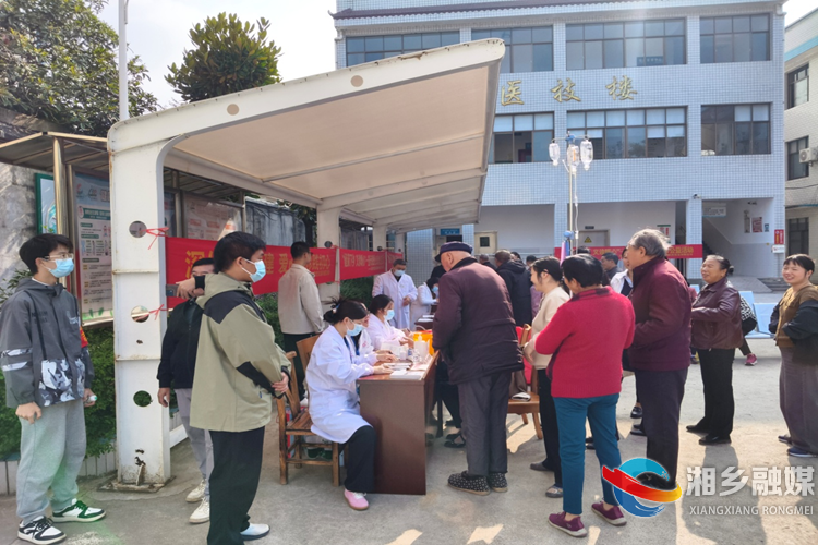 [壶天镇]义诊送健康  群众有“医”靠