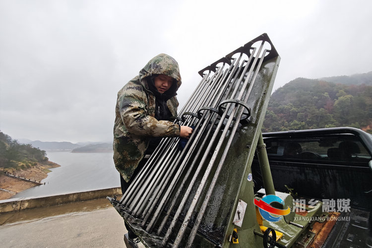 [气象局] 科技增雨显成效 新春空气焕清新