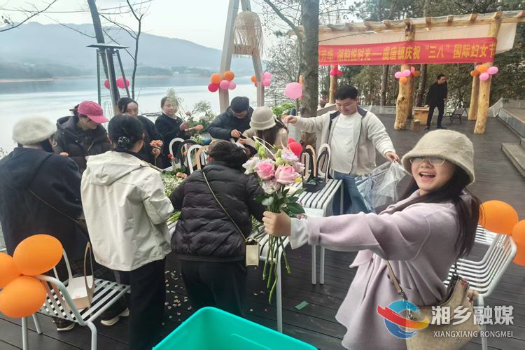 [虞唐镇]巾帼绽芳华 乐享“三八”好时光