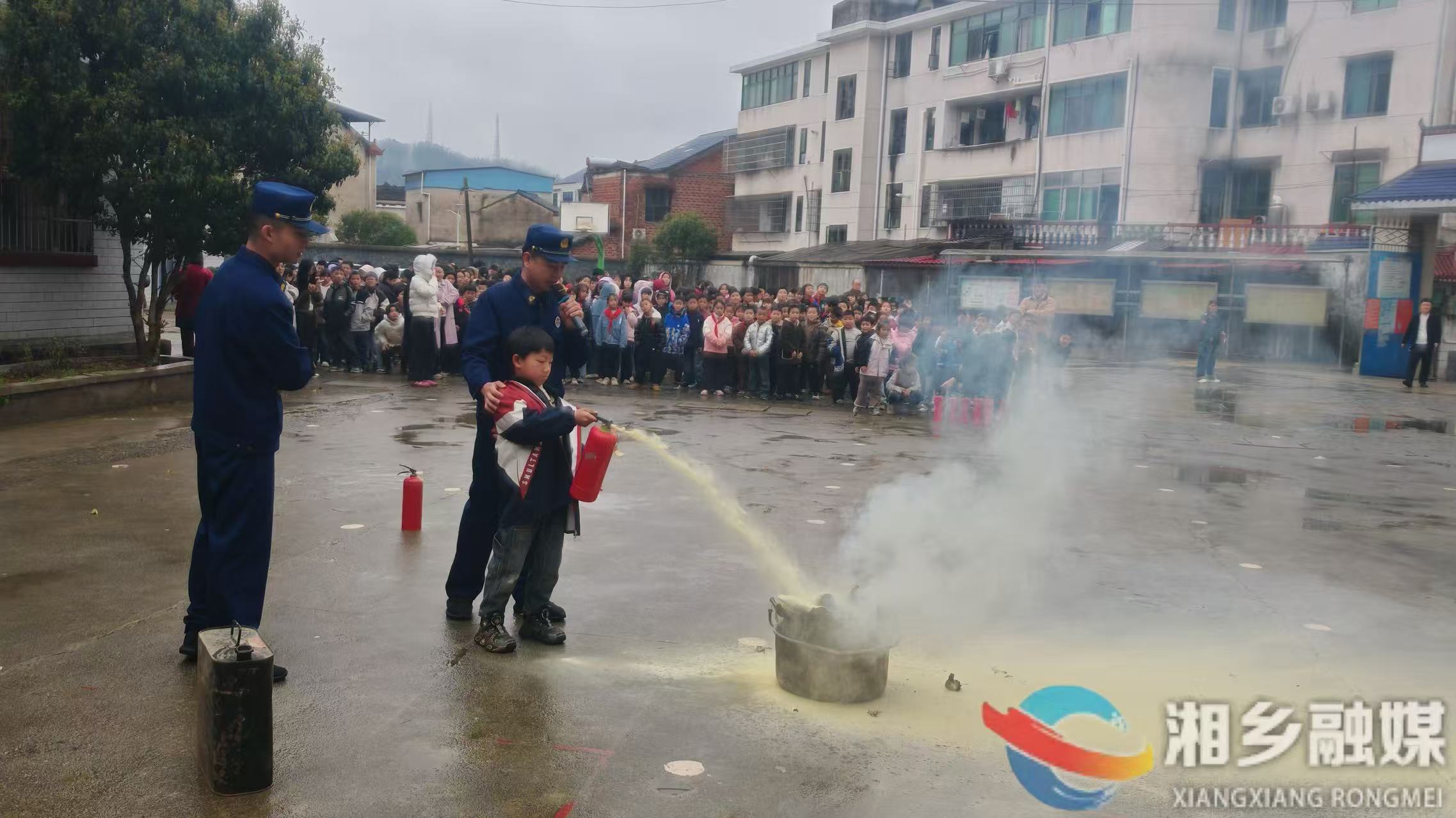 [中沙镇]消防知识进校园 安全守护伴成长