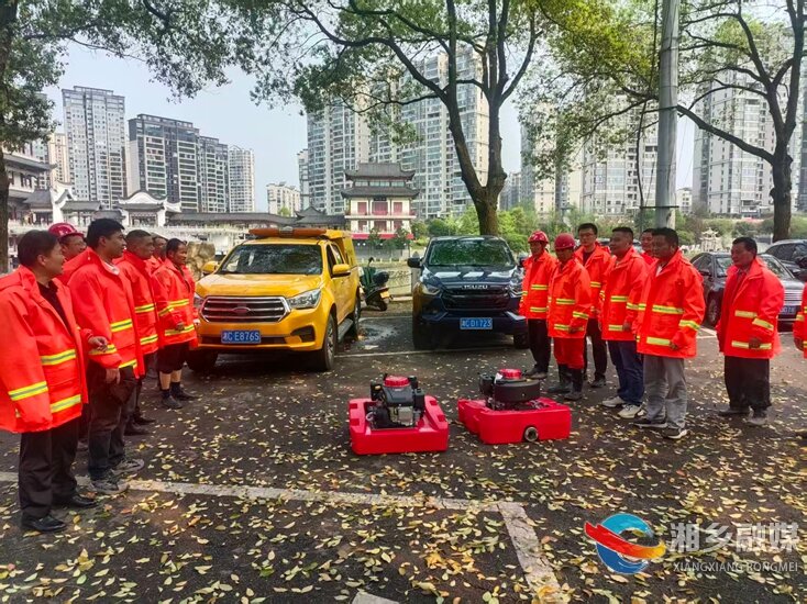 [城管局]以训促战强本领 筑牢防汛安全屏障