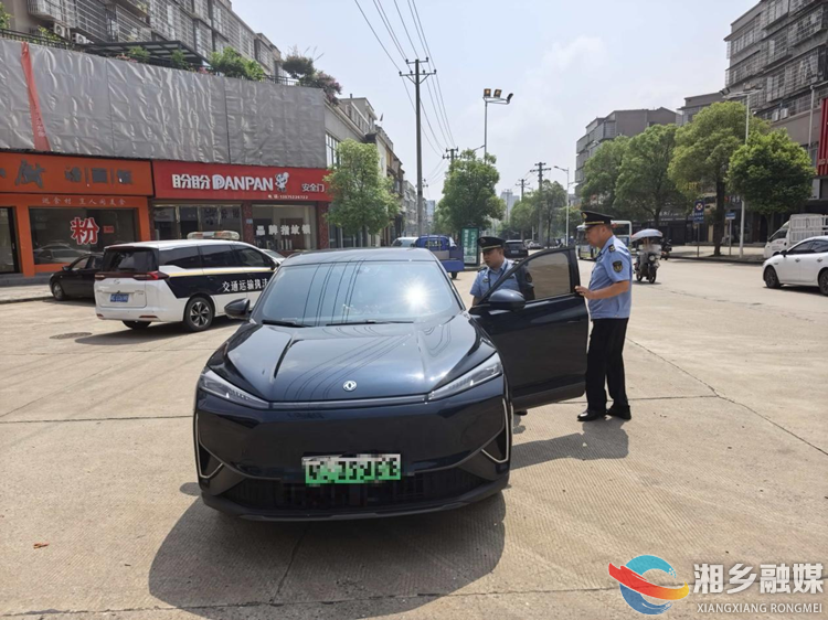 [交通运输局]严查非法营运 筑牢出行安全防线