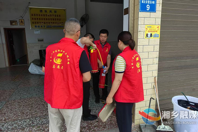 湘乡：千名“红马甲”沉下去 消防隐患“台账”管起来